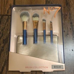 N07 Travel Makeup brush gift set